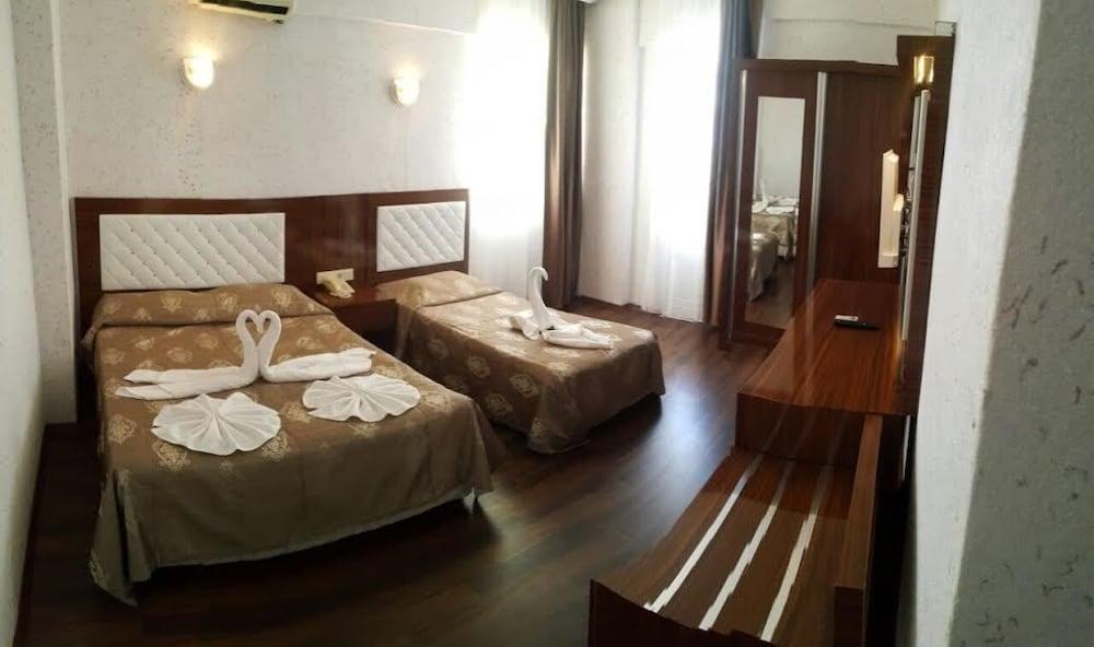 Club Bayar Beach Hotel Alanya Bagian luar foto