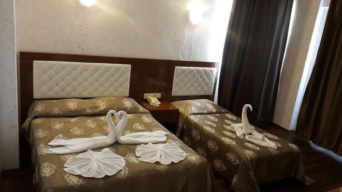 Club Bayar Beach Hotel Alanya Bagian luar foto