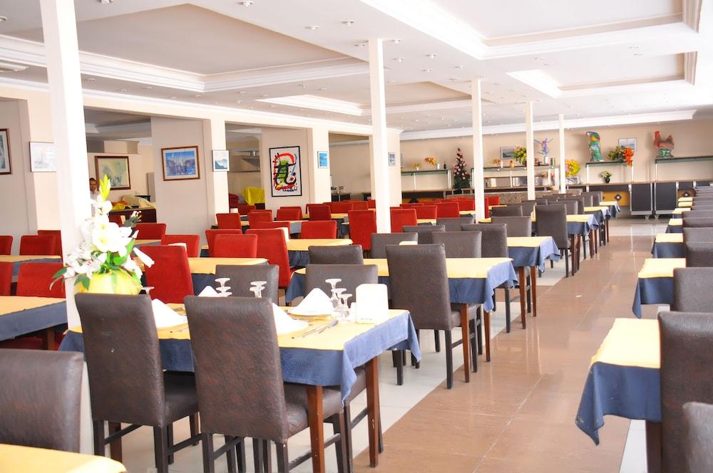 Club Bayar Beach Hotel Alanya Bagian luar foto